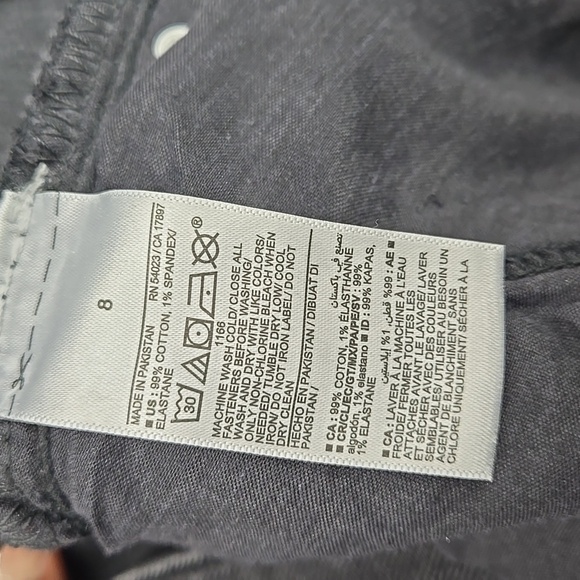 Old Navy Jeans Higher High Rise Flare Raw Hem Black Wash 8 - Picture 9 of 9